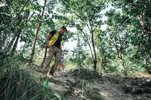 BIB: 
                            <button type="button" onclick="openModal(25760927)" class="btn btn-primary btn-sm float-right btn-popup" data-toggle="modal" data-target=".modal-high-quality">
                        <i class="fas fa-shopping-cart"></i> Add to Cart
                    </button>
                                            <button type="button" onclick="isThisMe(25760927, true)" class="btn btn-success btn-sm float-right btn-popup btn-isme hidden" data-toggle="tooltip" data-placement="bottom" title="นี่คือรูปของคุณใช่ไหม คลิกที่นี่เพื่อเอาเข้าอัลบั้ม">
                        <i class="fas fa-plus"></i> Add to album
                    </button>
                    <button type="button" onclick="isThisMe(25760927, false)" class="btn btn-warning btn-sm float-right btn-popup btn-isnotme hidden">
                        <i class="fas fa-ban"></i> Remove from album
                    </button>